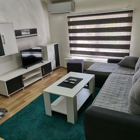 Centar Apartman Enmi 111 Banja Luka Exterior photo